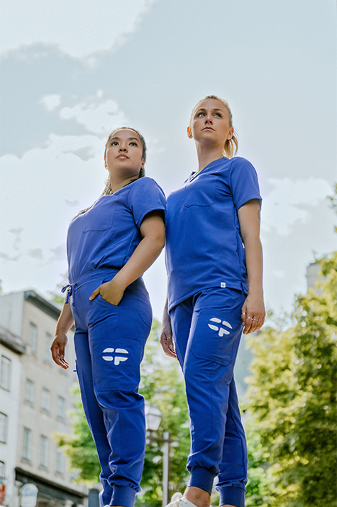 se Démarquer dans le style, photo infirmières uniformes bleus CP Vetements
